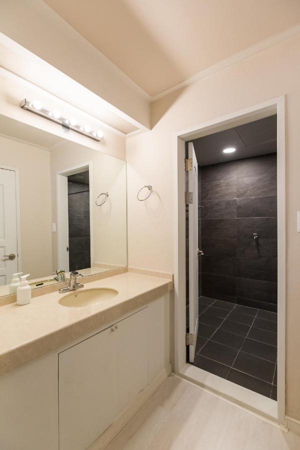 Canvas Black Guesthouse Пусан Экстерьер фото