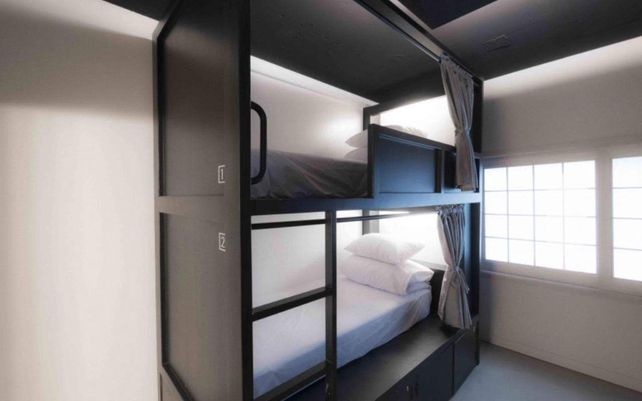 Canvas Black Guesthouse Пусан Экстерьер фото